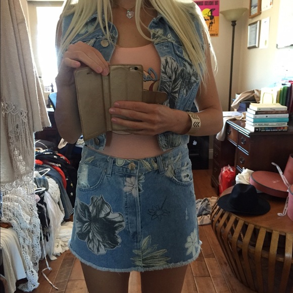 TOPSHOP Vest and skirt set - Picture 4 of 4