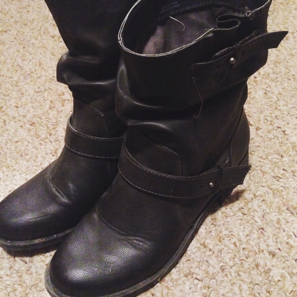 American Eagle Boots