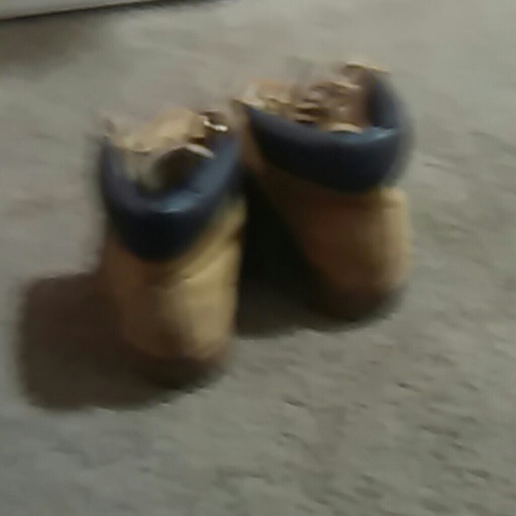 Boots - Picture 3 of 3