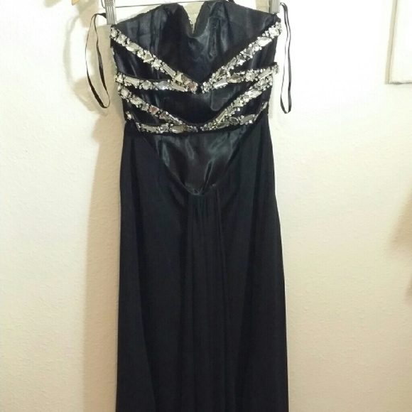Prom Dress - Picture 3 of 4