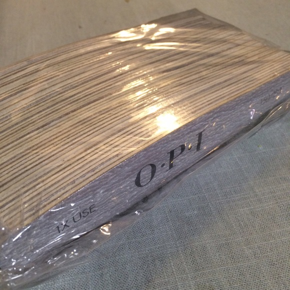 New OPI Nail File - Picture 2 of 3