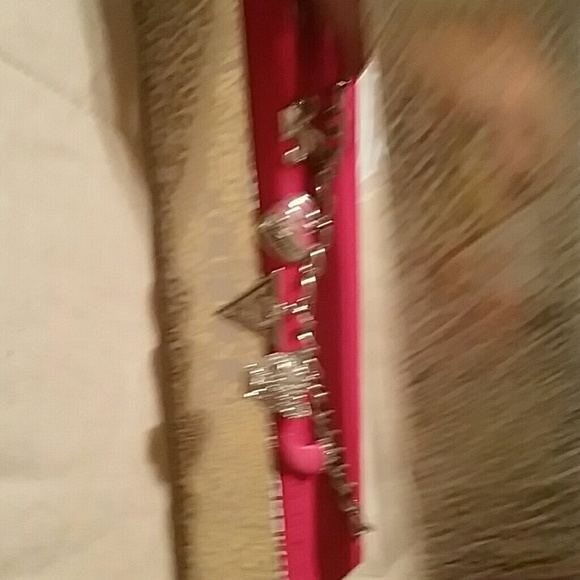 Guess Silver braclet - Picture 4 of 4