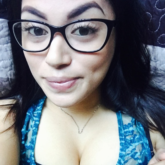 Meet your Posher, Indra