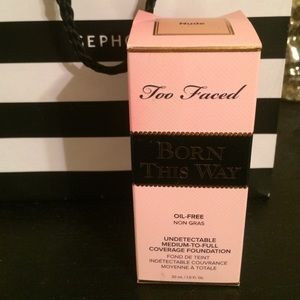 Too Faced "Born This Way" Foundation (Nude)