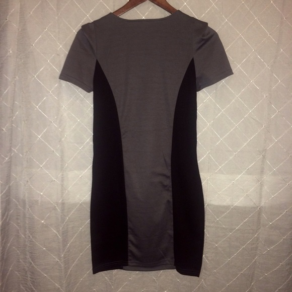 🎉Final price must bundle to ship 💕Fitted Dress - Picture 2 of 4