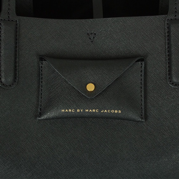 Marc by Marc Jacobs tote with matching wristlet