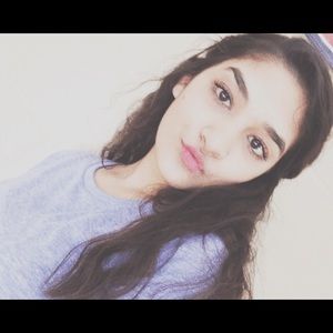 Meet your Posher, Fatima