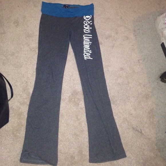 Ecko Unlimited Yoga Pants