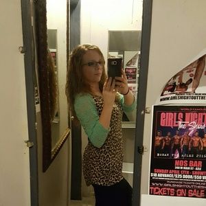 Meet your Posher, Andrea