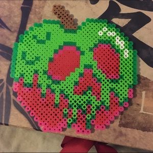 Snow Whites Poison Apple