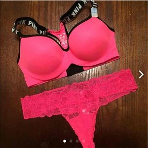 VS Pink Ultimate Bra Set