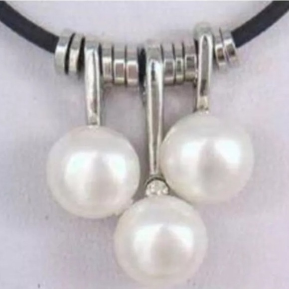 Jewelry - 7-8mm White Natural Cultured Pearls Necklace