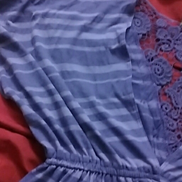 Top - Picture 2 of 4