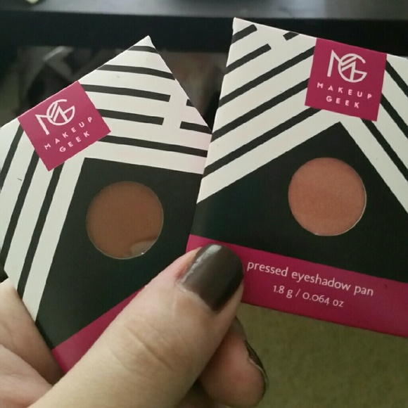 Two MakeupGeek eyeshadow pans