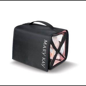 🆕Mary-Kay Travel roll up bag