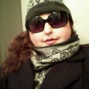 Meet your Posher, Jessica