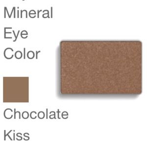 Mary Kay mineral eye color: Chocolate Kiss
