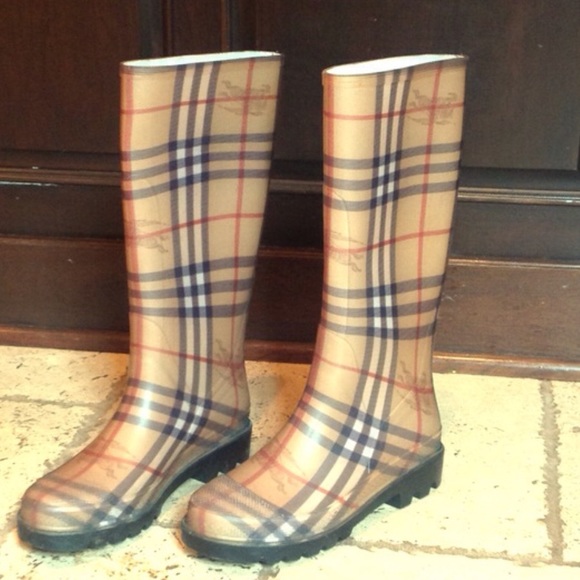 Burberry Checkered Rain Boots *authneic*