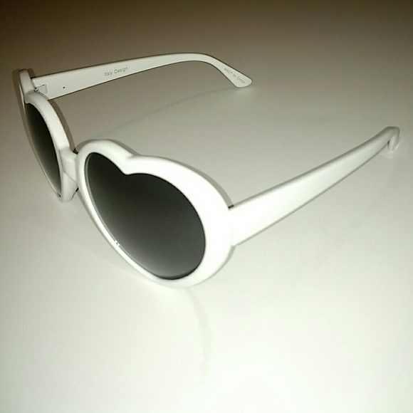 ME Accessories - Heart Shaped Sunglasses ME Accessories - Heart Shaped Sunglasses