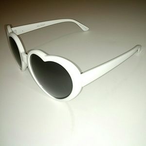 ME Accessories - Heart Shaped Sunglasses ME Accessories - Heart Shaped Sunglasses