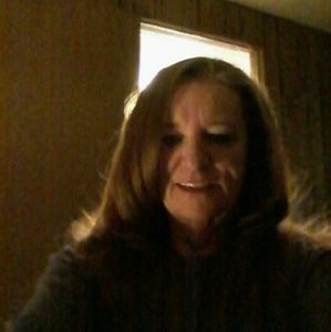 Meet your Posher, Brenda