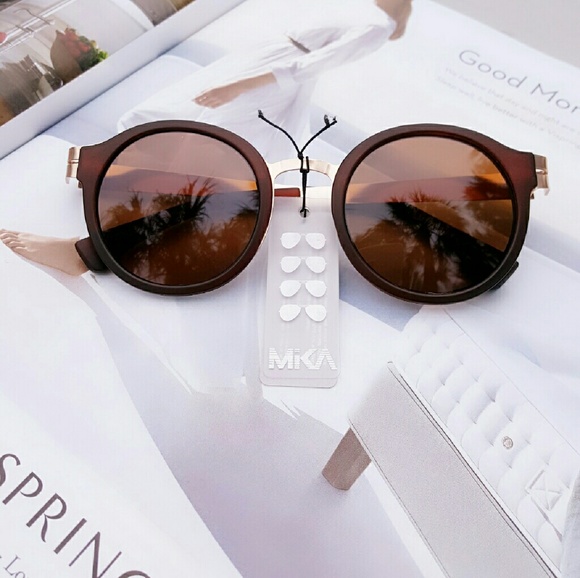 Accessories - Round Mirrored Sunglasses