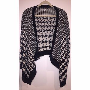 Houndstooth cardigan sweater!