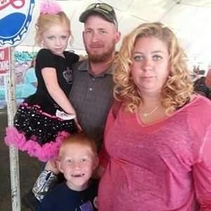 Meet your Posher, Lacey