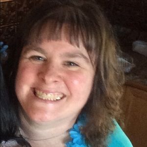 Meet your Posher, Stacie