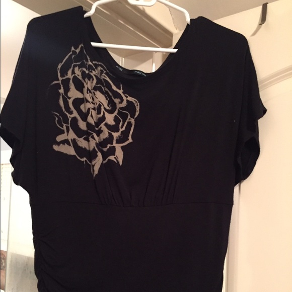 Maurice's flower top