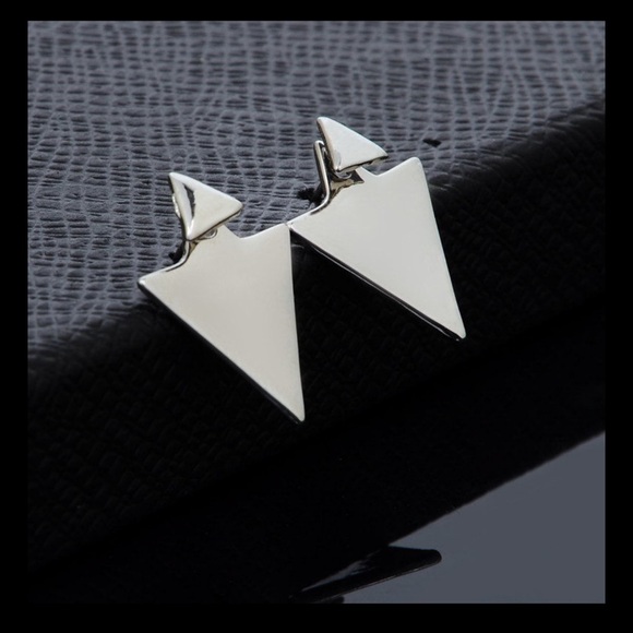 Asymmetric Triangle Earrings Ear Stud - Picture 3 of 4