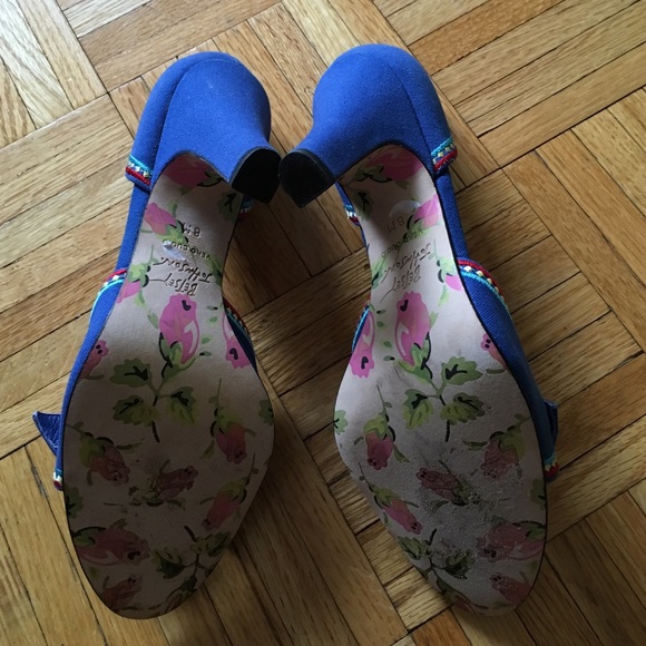 Betsey Johnson Rene heels - Picture 3 of 3