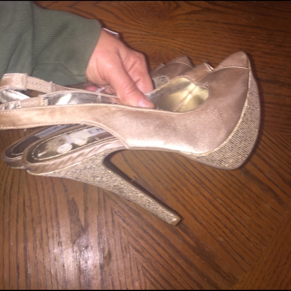 Steve Madden classy, sexy heels - Picture 8 of 8