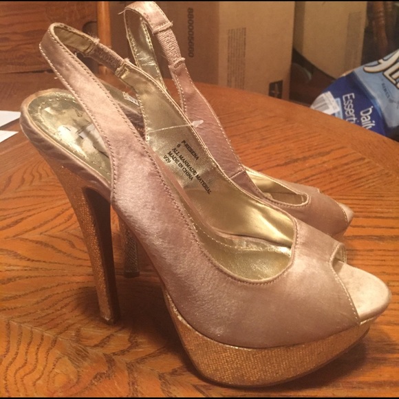 Steve Madden classy, sexy heels - Picture 5 of 8