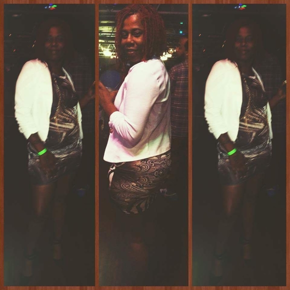 Meet your Posher, Andrea - Picture 1 of 1