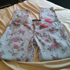 Denim floral jeans