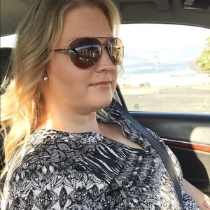 Meet your Posher, Amanda