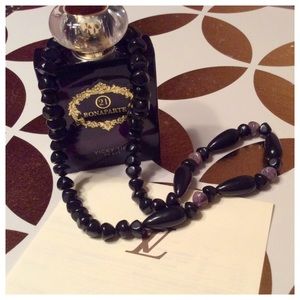 Black and purple vintage beaded necklace