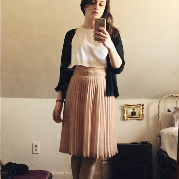 Meet your Posher, Katherine - Picture 3 of 4