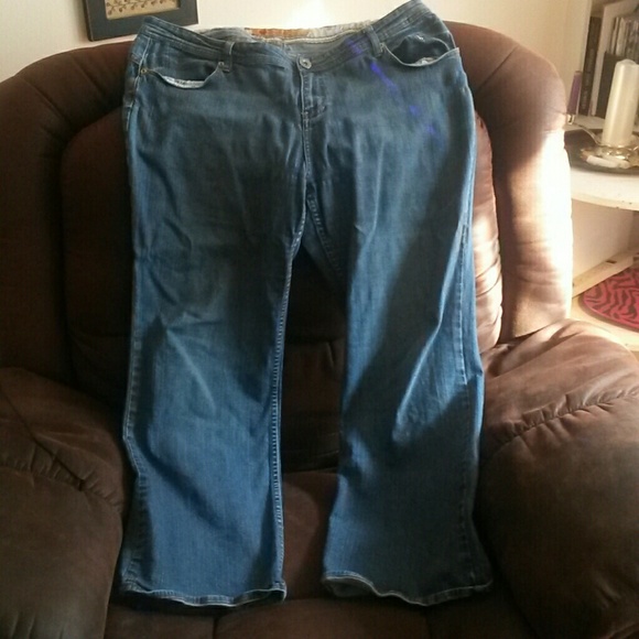 Apple bottom jeans