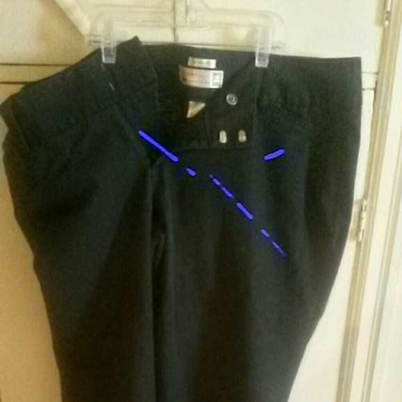 Pants - Picture 2 of 3