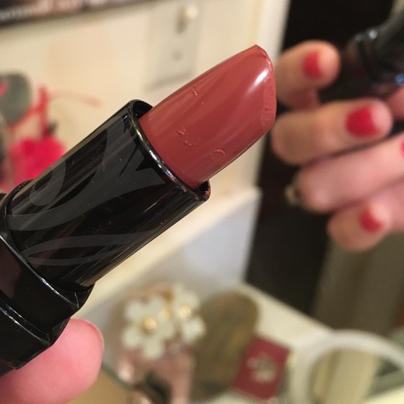 Moonstruck opulent lipstick by Younique