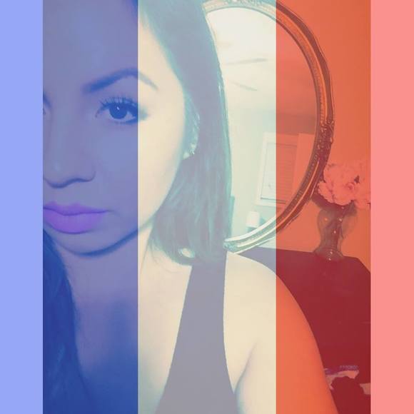 Meet your Posher, Elizabeth - Picture 1 of 1