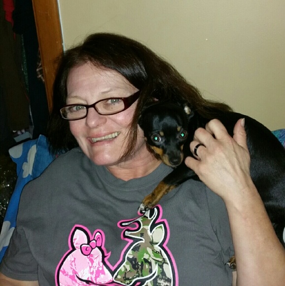 Meet your Posher, Andrea - Picture 1 of 1