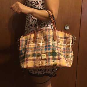 Dooney & bourke additional pics