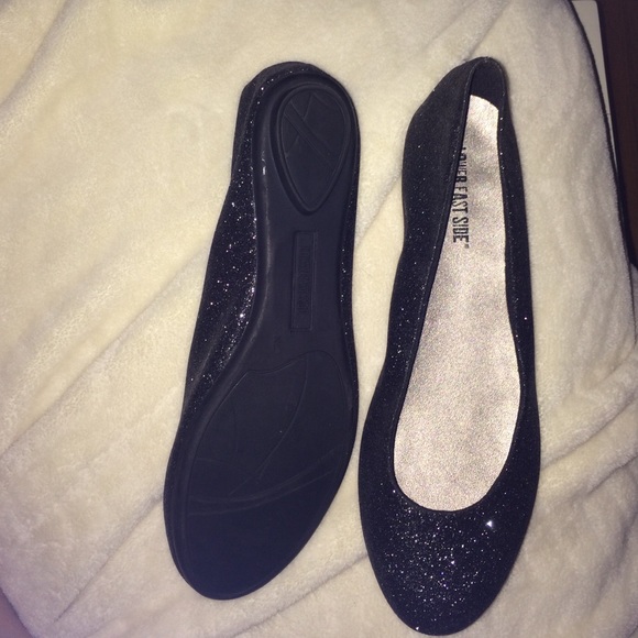 womens black flats
