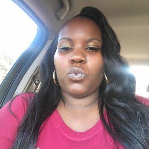 Meet your Posher, Angie