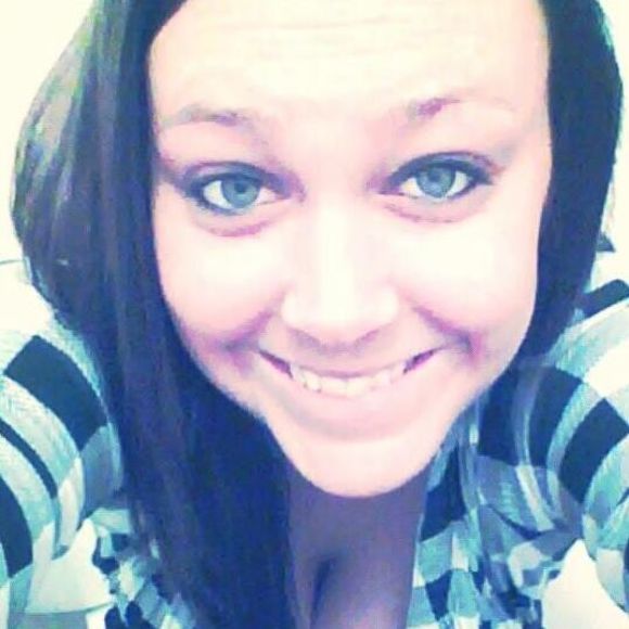 Meet your Posher, Stefanie - Picture 1 of 1