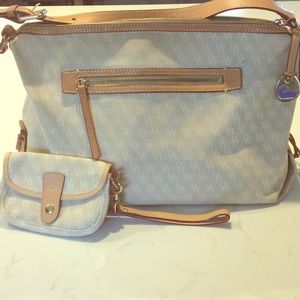 Dooney & Bourke large Purse & wristlet