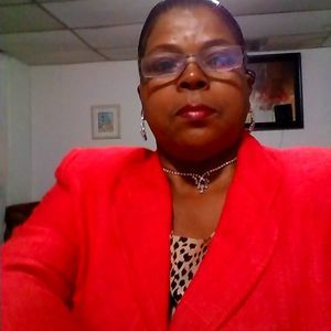 Meet your Posher, Ines maria